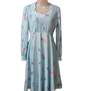 Vintage Baby Blue Floral Dress Shirred Bodice Tie Back Princess Dress Medium